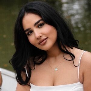 Meet your Posher, Mariya